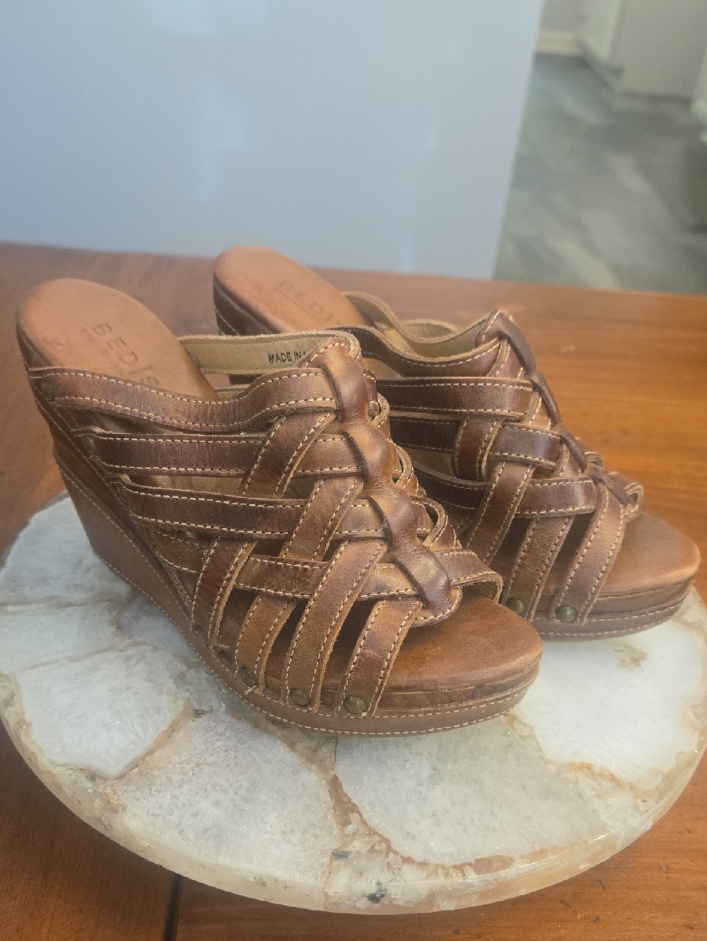 Euc Bed Stu Leather Wedge Mule Sandal Size 7 Brown